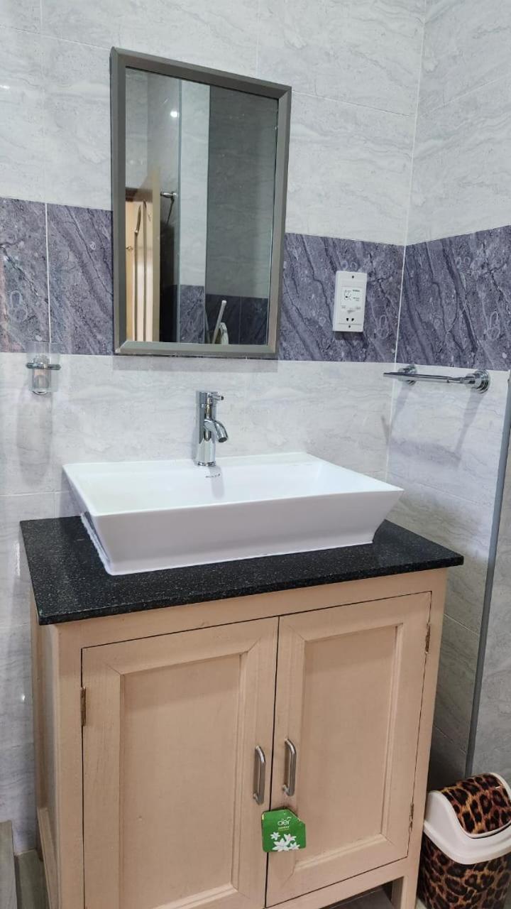 Green Self-Catering Apartment Beau Vallon  Dış mekan fotoğraf