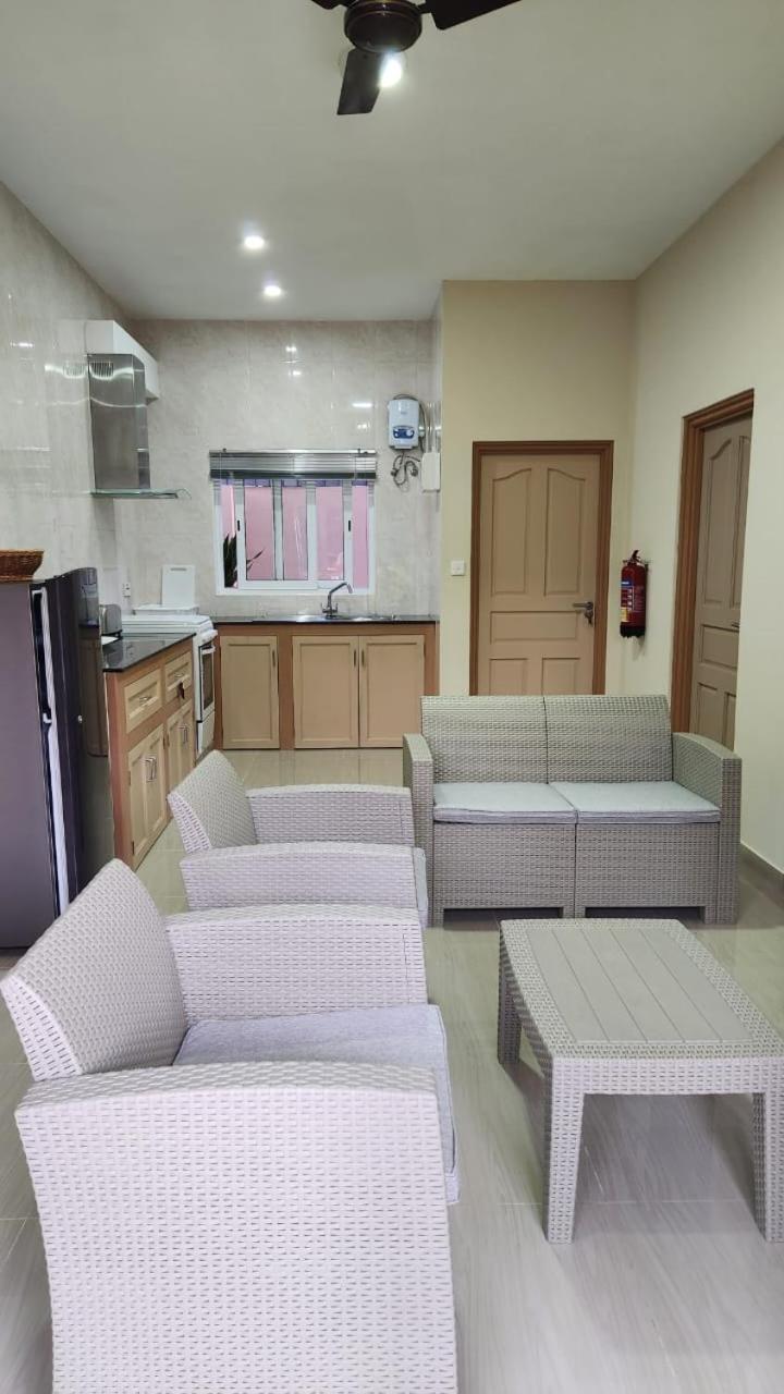Green Self-Catering Apartment Beau Vallon  Dış mekan fotoğraf